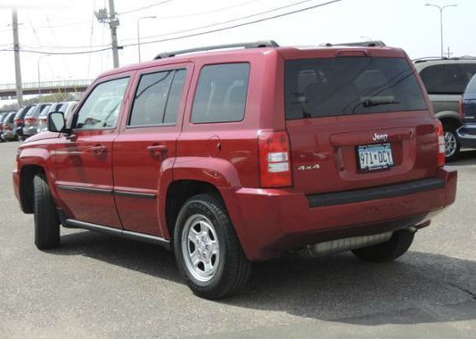 Jeep Patriot 2010 photo 2