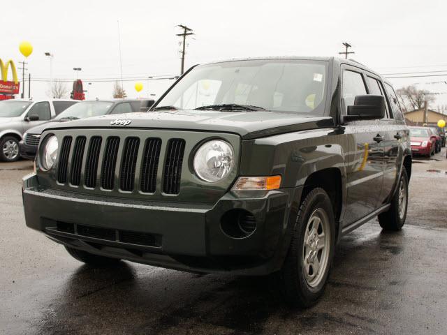 Jeep Patriot 2010 photo 1