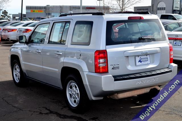 Jeep Patriot 2010 photo 1