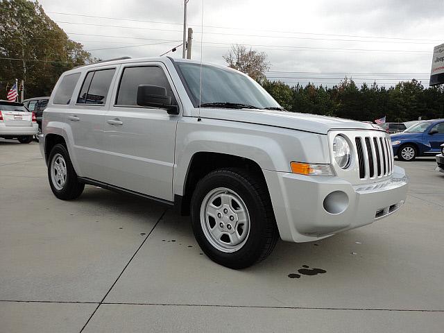 Jeep Patriot 2010 photo 1