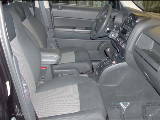 Jeep Patriot 2010 photo 4