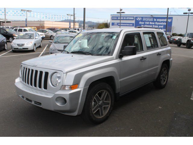 Jeep Patriot 2010 photo 1