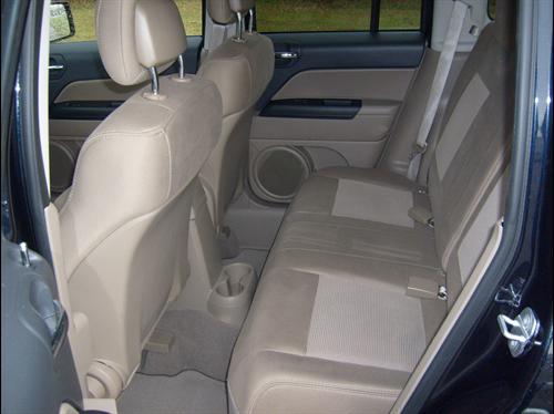 Jeep Patriot 2011 photo 2