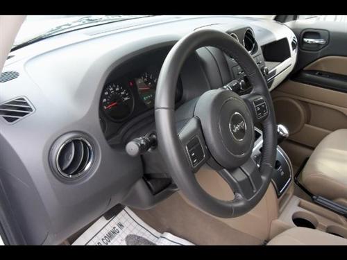 Jeep Patriot 2011 photo 2