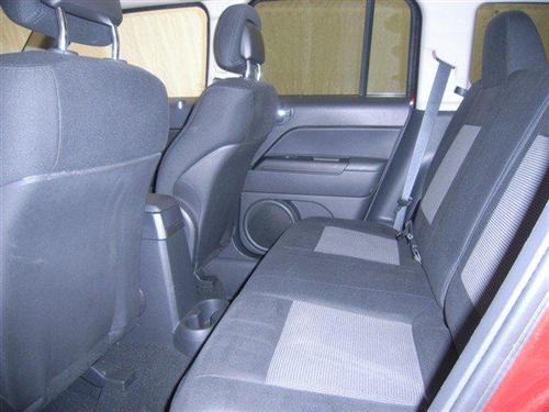 Jeep Patriot 2011 photo 2