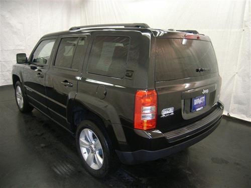 Jeep Patriot 2011 photo 2