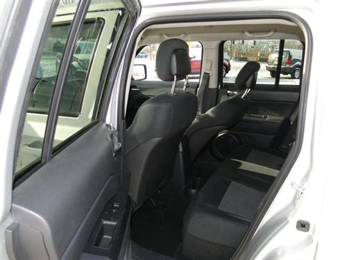 Jeep Patriot 2011 photo 2