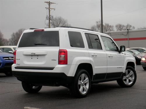 Jeep Patriot 2011 photo 1