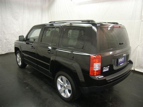 Jeep Patriot 2011 photo 2