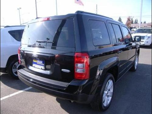 Jeep Patriot 2011 photo 1