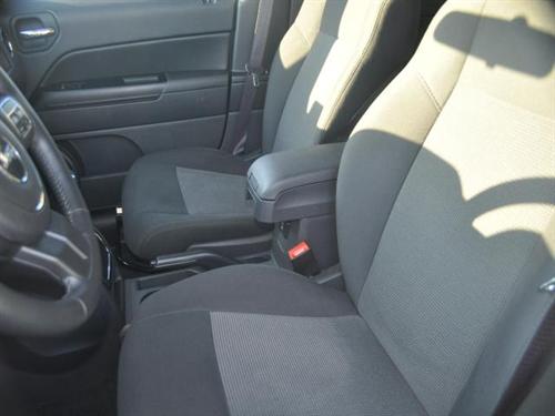 Jeep Patriot 2011 photo 2