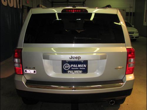 Jeep Patriot 2011 photo 2