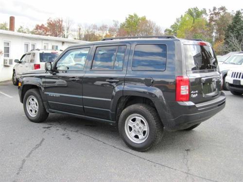 Jeep Patriot 2011 photo 1