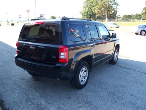 Jeep Patriot 2011 photo 1