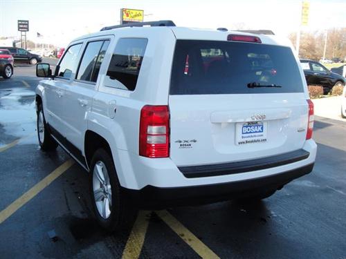 Jeep Patriot 2011 photo 1