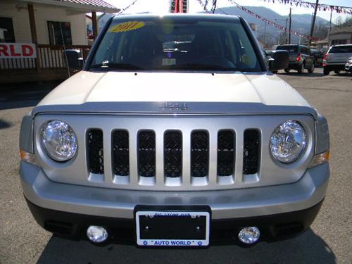 Jeep Patriot 2011 photo 1