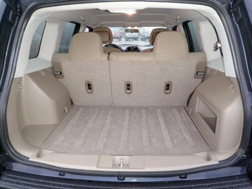 Jeep Patriot 2011 photo 2