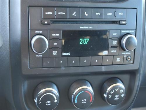 Jeep Patriot 2011 photo 1