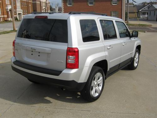 Jeep Patriot 2011 photo 3