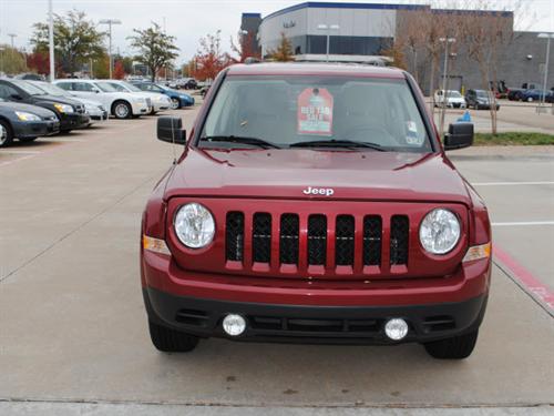 Jeep Patriot 2011 photo 1