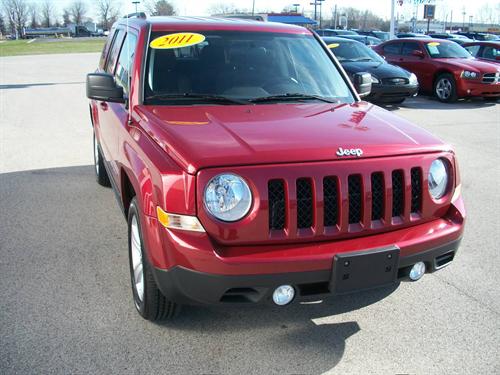 Jeep Patriot 2011 photo 2