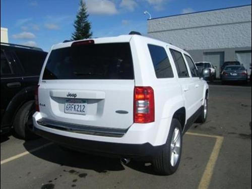 Jeep Patriot 2011 photo 4