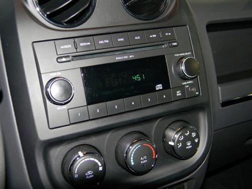 Jeep Patriot 2011 photo 1
