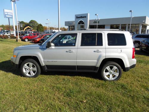 Jeep Patriot 2011 photo 1