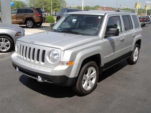 Jeep Patriot 2011 photo 2