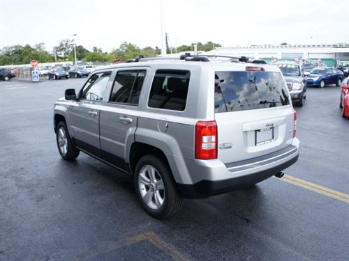 Jeep Patriot 2011 photo 1
