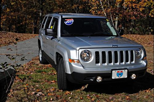 Jeep Patriot 2011 photo 2