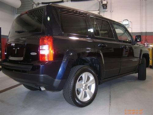 Jeep Patriot 2011 photo 2