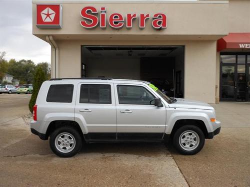 Jeep Patriot 2011 photo 1