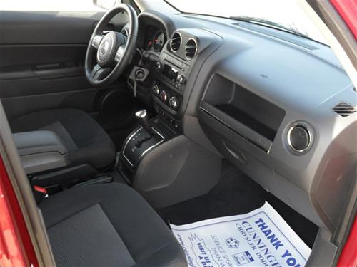 Jeep Patriot 2011 photo 1