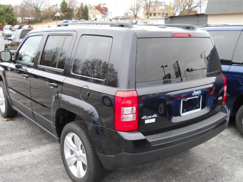 Jeep Patriot 2011 photo 2