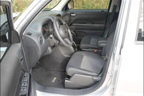 Jeep Patriot 2011 photo 1