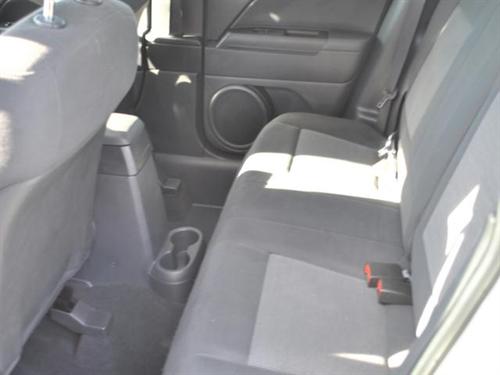 Jeep Patriot 2011 photo 3