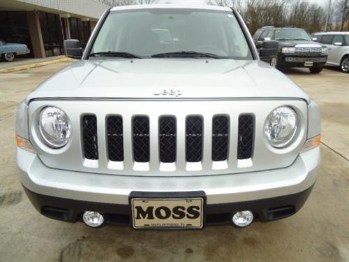 Jeep Patriot 2011 photo 2