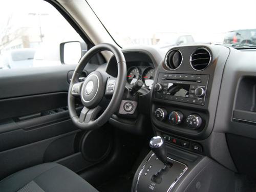 Jeep Patriot 2011 photo 5