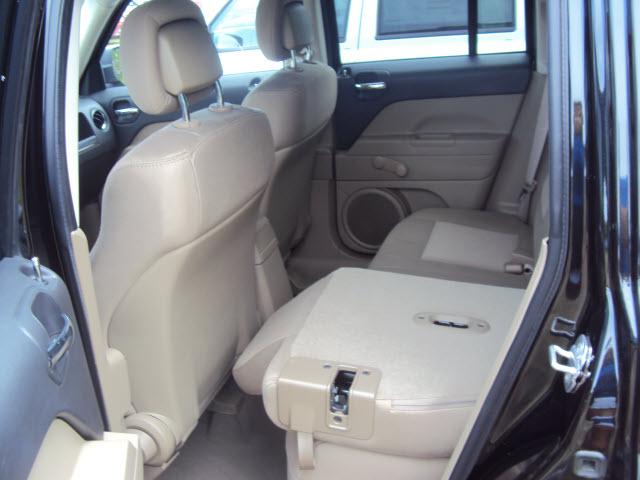 Jeep Patriot 2011 photo 4