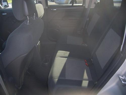 Jeep Patriot 2011 photo 2