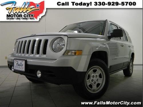Jeep Patriot 2011 photo 2