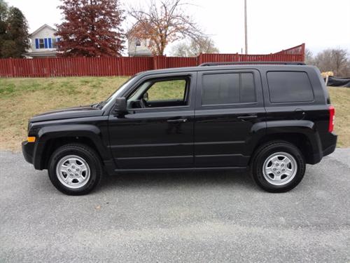 Jeep Patriot 2011 photo 2