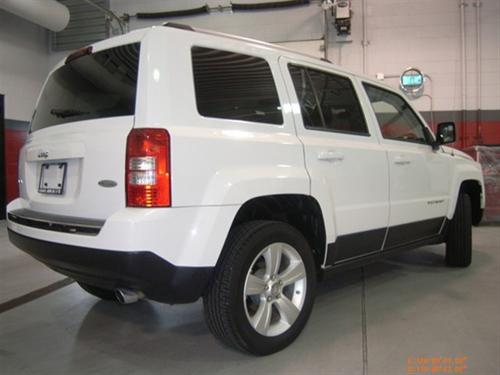 Jeep Patriot 2011 photo 4