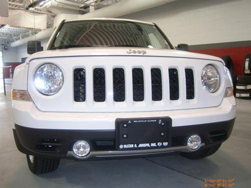 Jeep Patriot 2011 photo 2