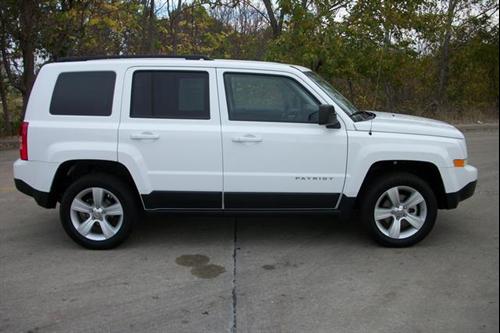 Jeep Patriot 2011 photo 3