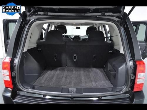 Jeep Patriot 2011 photo 2