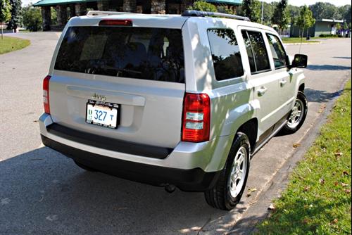 Jeep Patriot 2011 photo 4