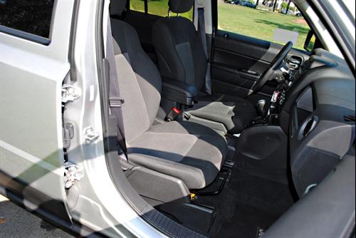 Jeep Patriot 2011 photo 1