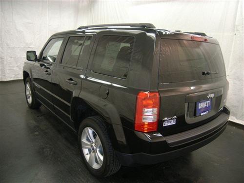 Jeep Patriot 2011 photo 2